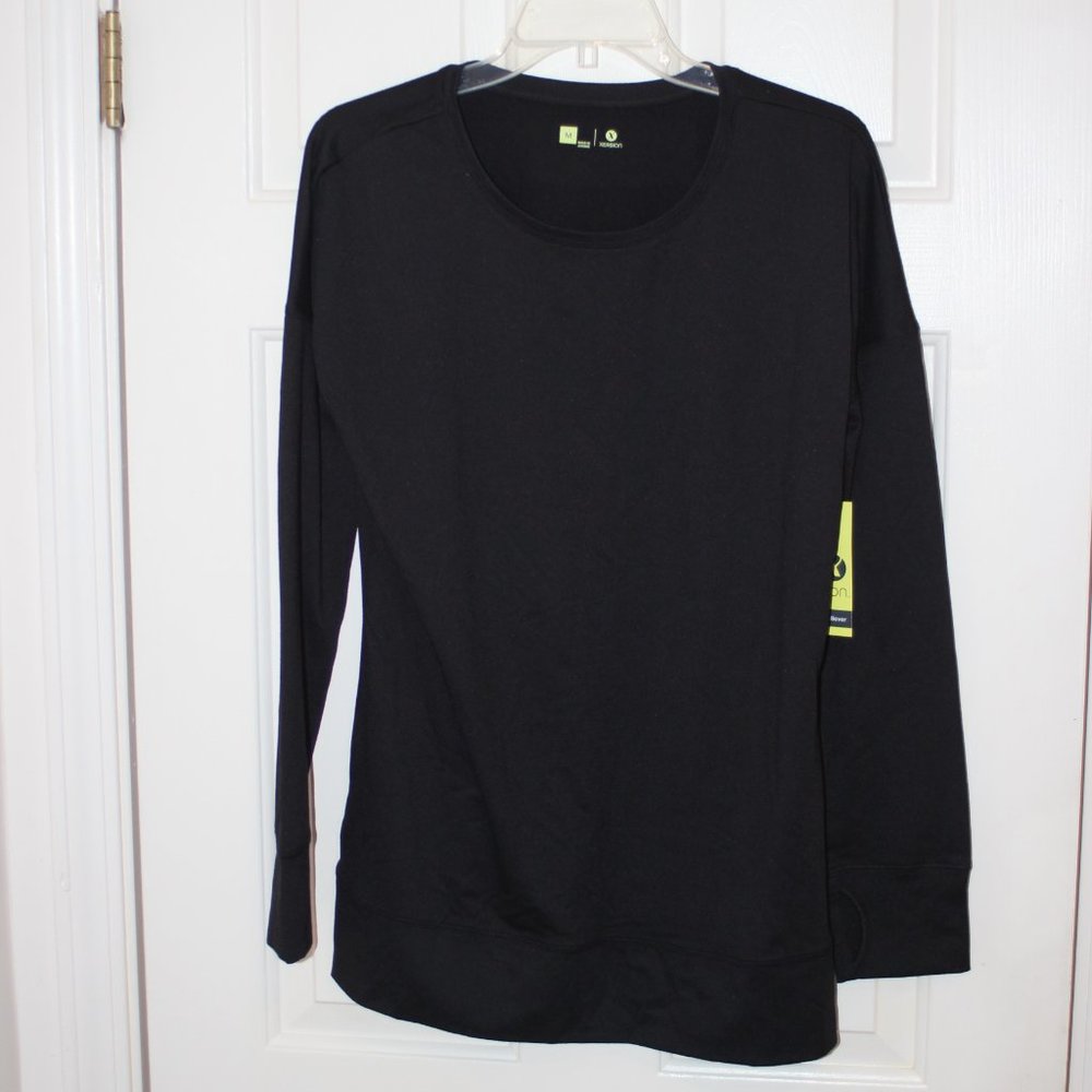 NWT Xersion ActiveWear Long Sleeve Top